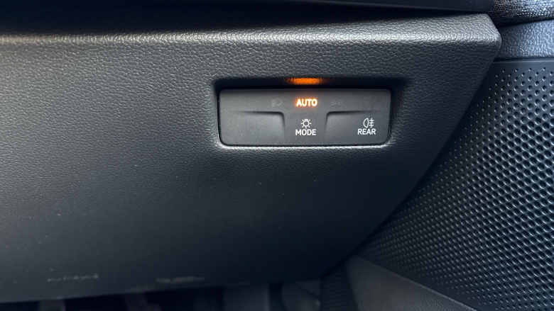 Skoda Superb 2.0 TDI SE Technology 5dr DSG Diesel Estate